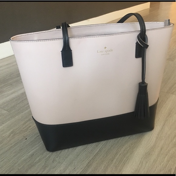 Kate Spade two toned purse - Picture 3 of 8